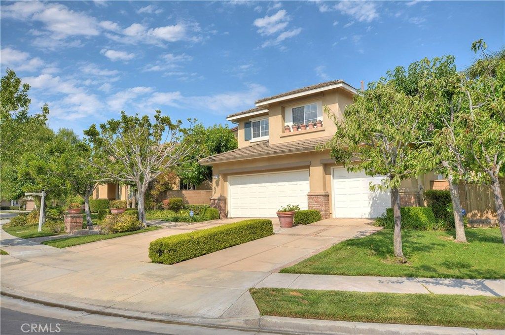 listing image 130726371024720561165