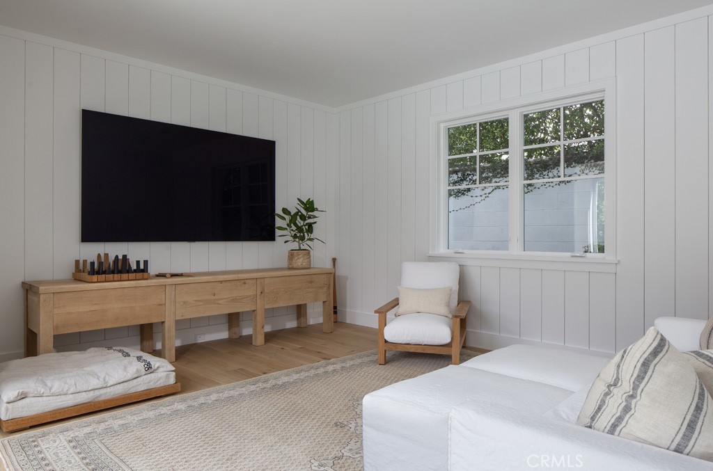 Newport Heights (NEWH) - Residential