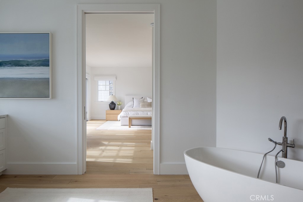 Newport Heights (NEWH) - Residential