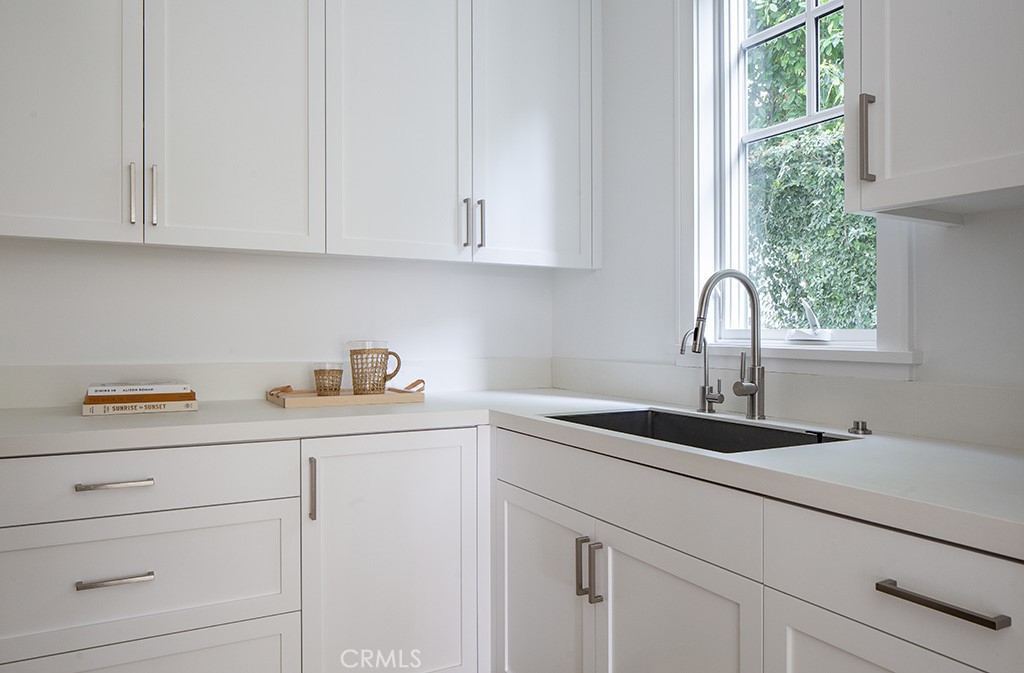 Newport Heights (NEWH) - Residential