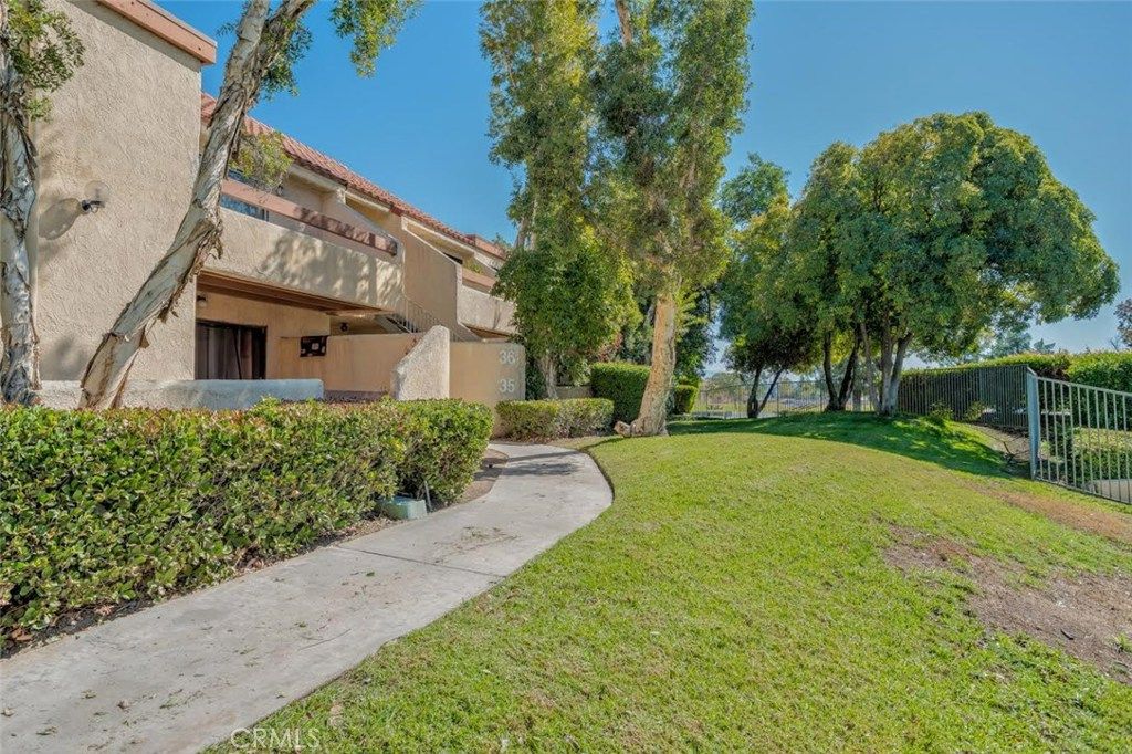 listing image 130727165807460878260