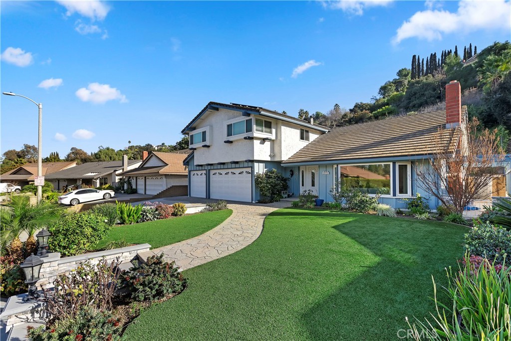 2048 Palisades Drive