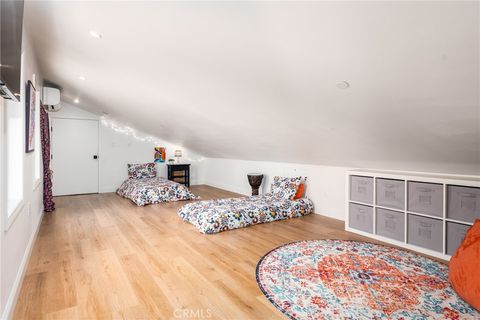 listing image 50
