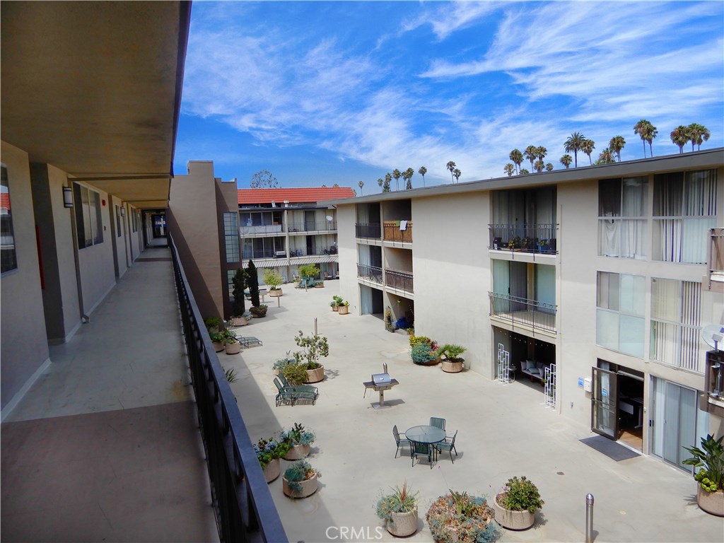 Belmont Shore (BSD) - Residential Income