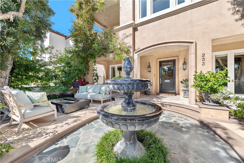 Corona del Mar South of PCH (CDMS) - Residential