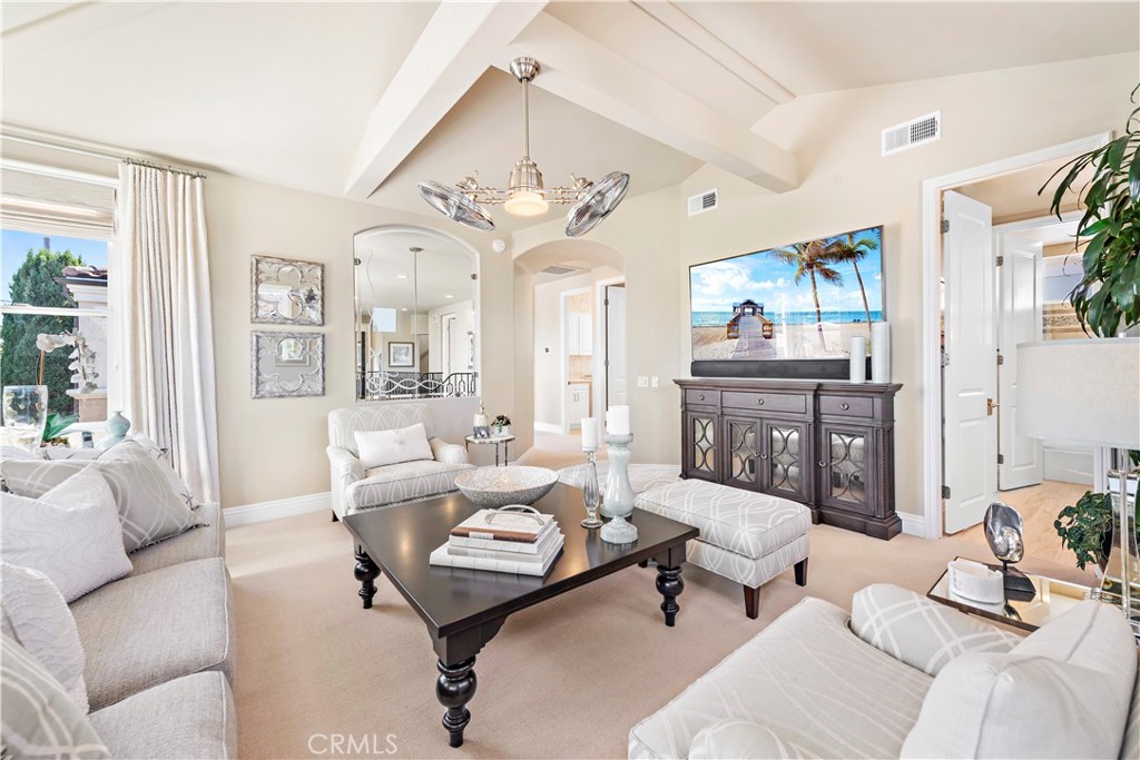 Corona del Mar South of PCH (CDMS) - Residential