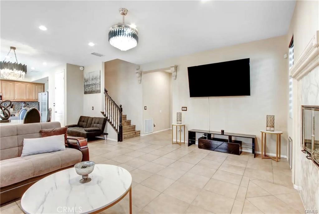 48620 Anastacia Court
