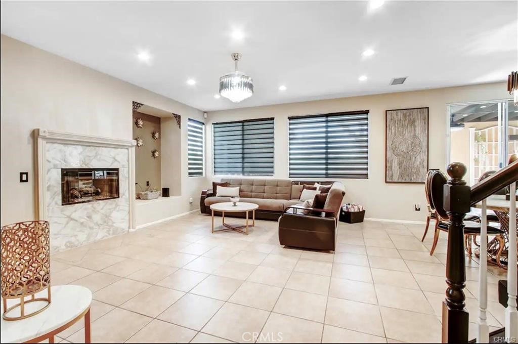 48620 Anastacia Court
