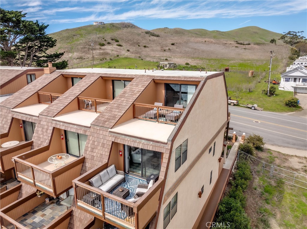 349 N Ocean Avenue A17
