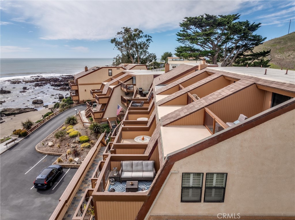 349 N Ocean Avenue A17