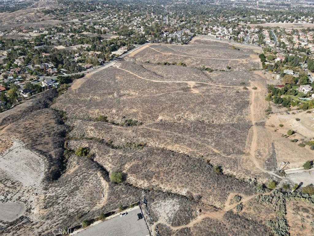ALESSANDRO HEIGHTS - HILLCREST ESTATES - This 4.17 acre parcel offers beautiful panoramic city and mountain views and is located in one of Riverside's finest neighborhoods. Zoning is RC (Residential Conservation) and lot is currently unimproved, raw dirt. Electricity, water and gas are nearby but not connected; surrounding homes are on septic systems. All interested parties are advised to fully research the parcel with all municipal and utilities departments, including contacting the City of Riverside's Planning Department for more information on the Residential Conservation zoning requirements. No HOA! No Mello Roos! Low Taxes! Seller is looking for cash offers and not interested in seller financing at this time.