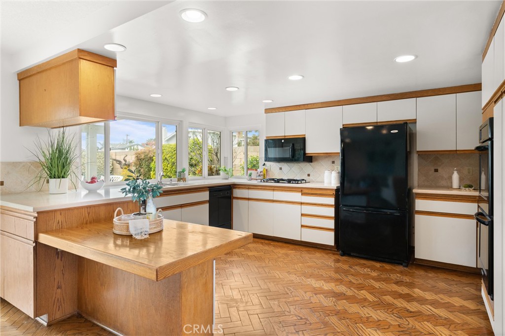 Park Huntington (PKHU) - Residential