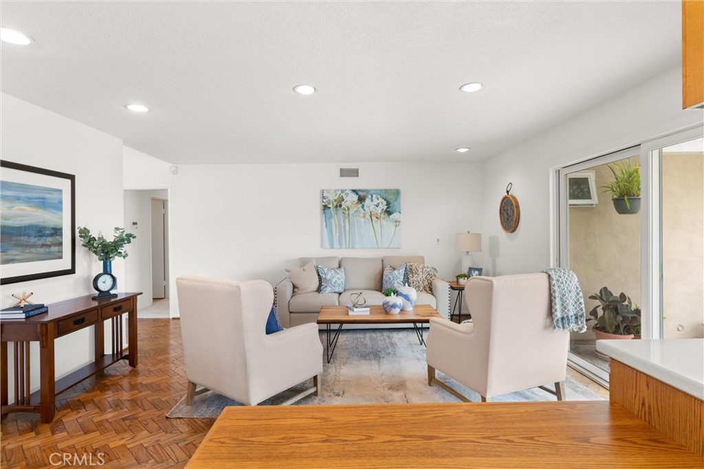 Park Huntington (PKHU) - Residential