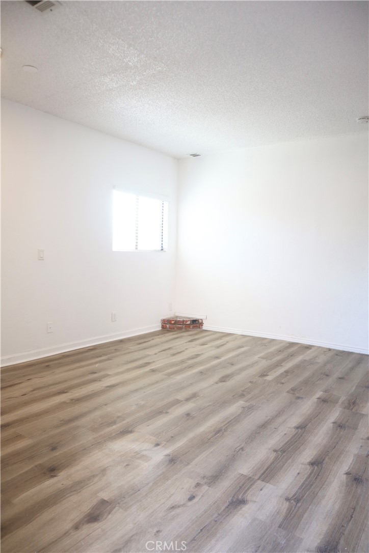 East Lakewood (ELK) - Residential Lease