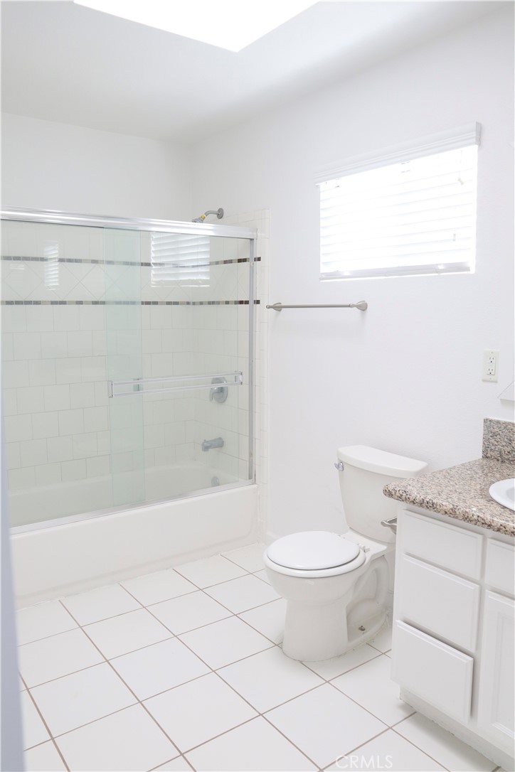 East Lakewood (ELK) - Residential Lease