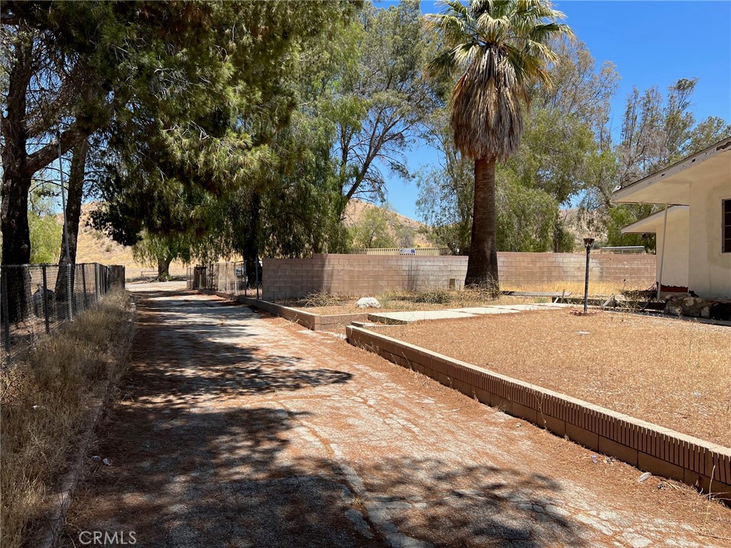 Custom Canyon Country 2 (CCAN2) - Land