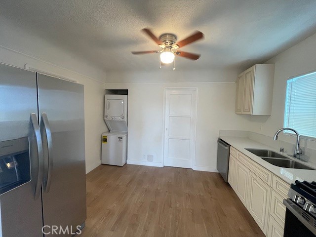 327 E Adams Street