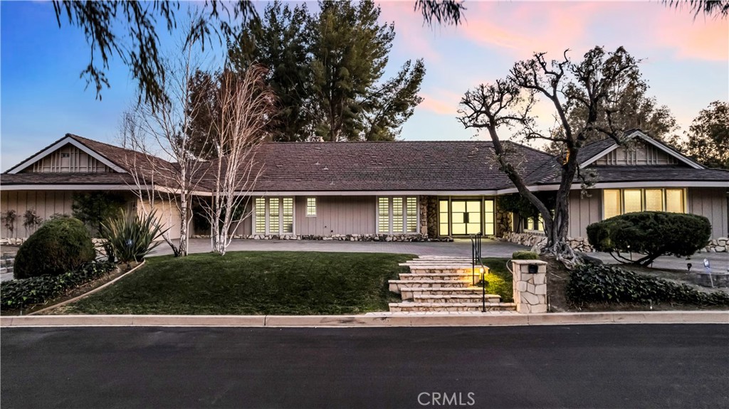 Properties 1 16630 Demaret Place