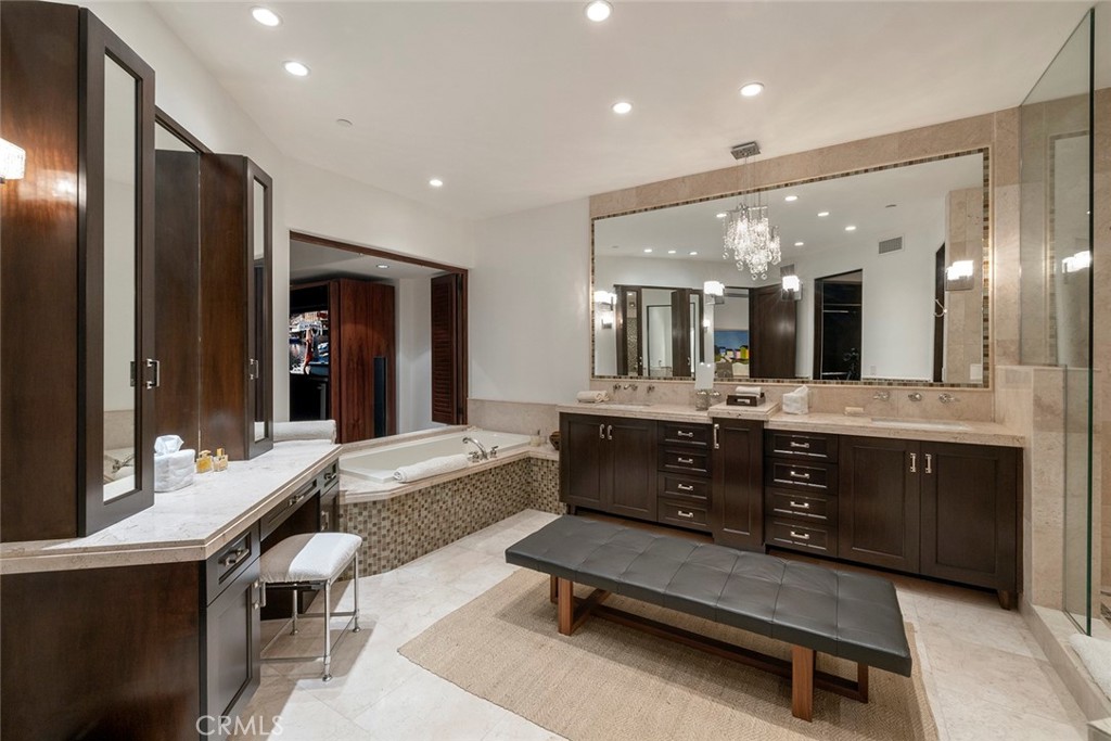 Lagunita (LA) - Residential