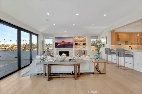 A home in Corona Del Mar