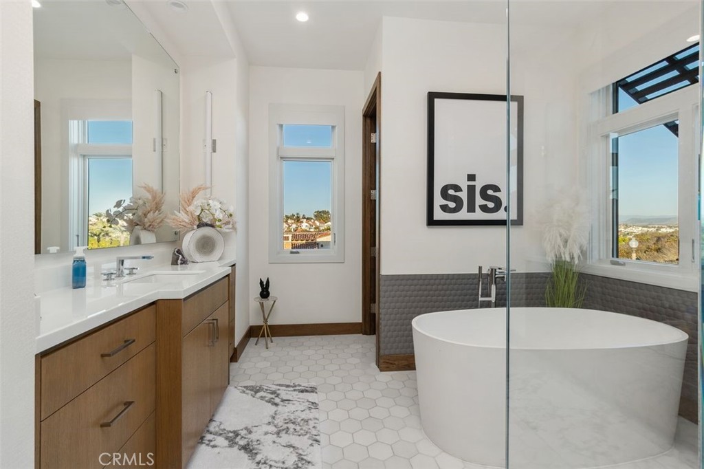 The Strand at Headlands (STRN) - Residential