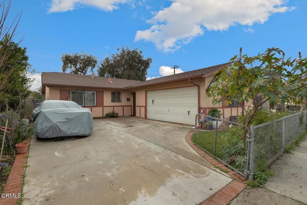 listing image 130725372543938967860