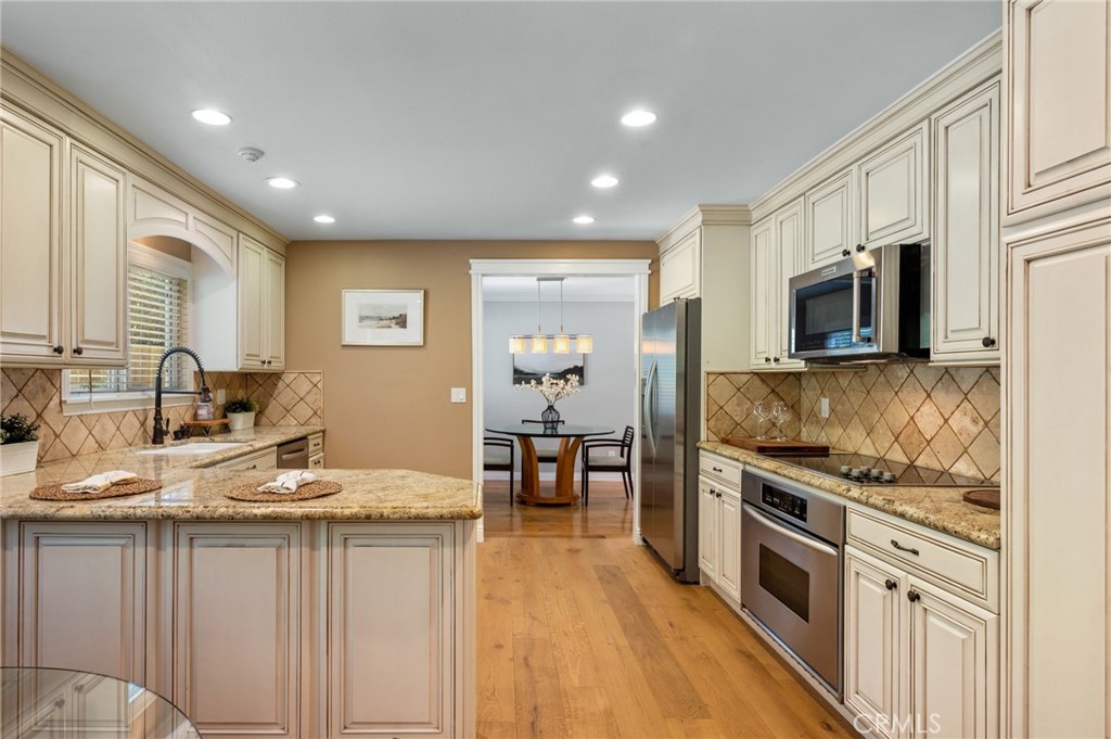Photo 7 of 21 of 28414 Seamount Drive house