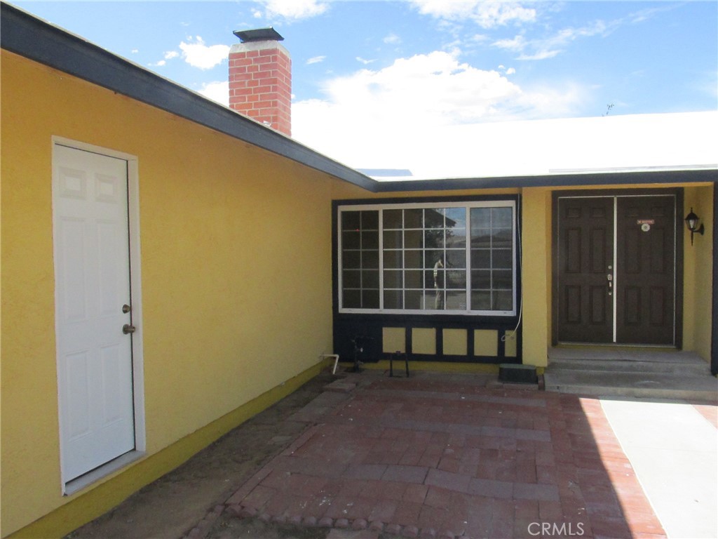 Photo 4 of 29 of 21375 Applewood Drive house