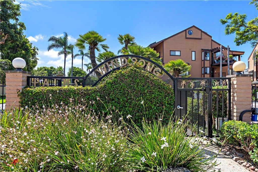 listing image 130722820454987517056