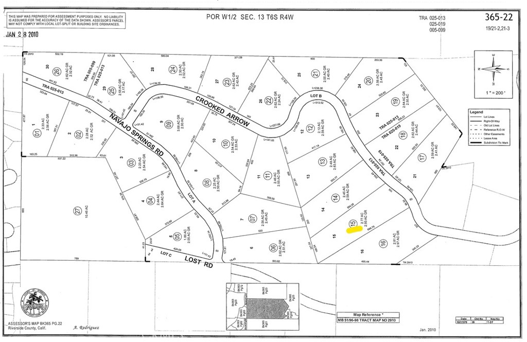 Main image without alt text