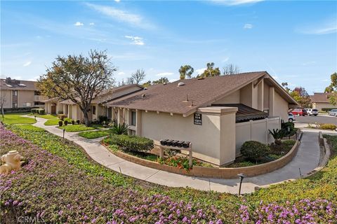 A home in La Mirada