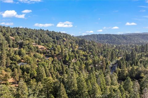 A home in Crestline