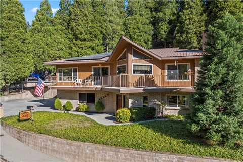 A home in Crestline