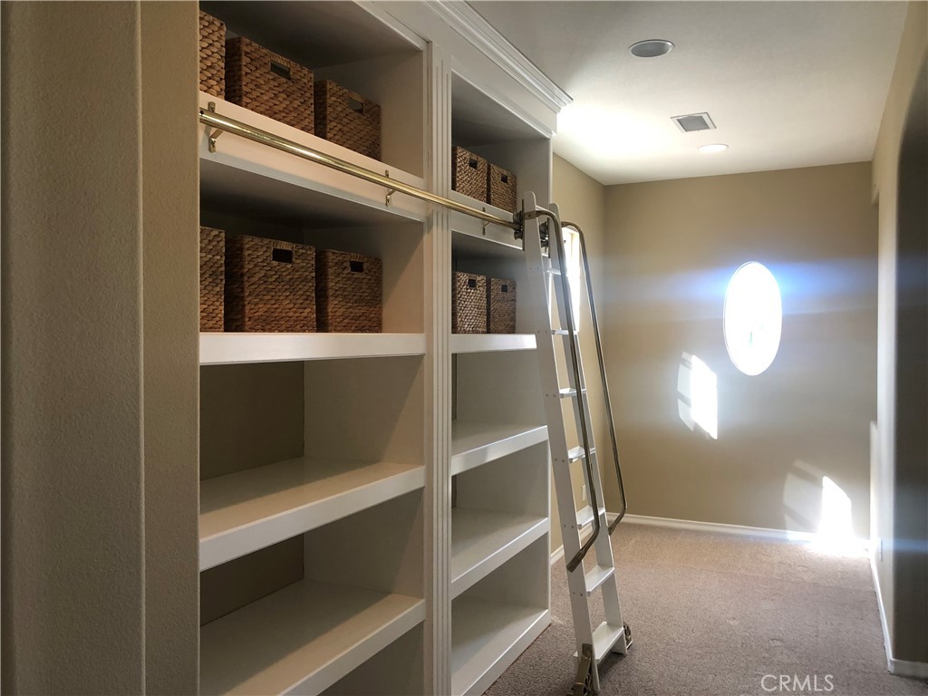 Highlands (HISR) - Residential Lease