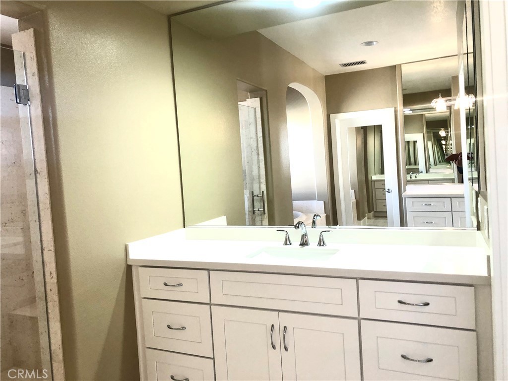 Highlands (HISR) - Residential Lease