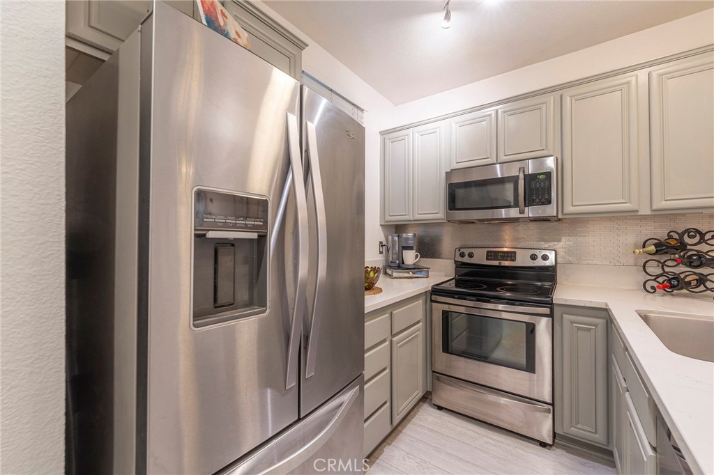 20371 bluffside circle 101