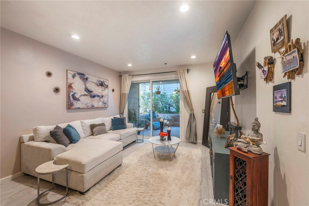 20371 bluffside circle 101