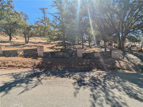 A home in Mariposa