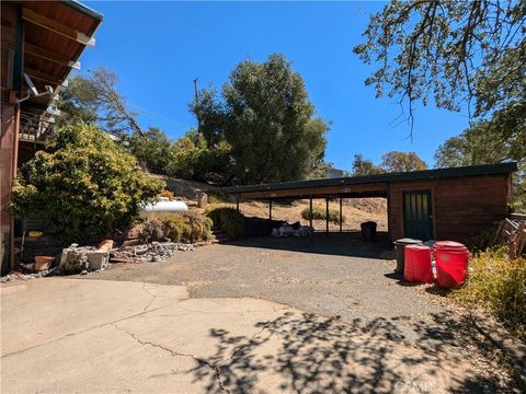 A home in Mariposa