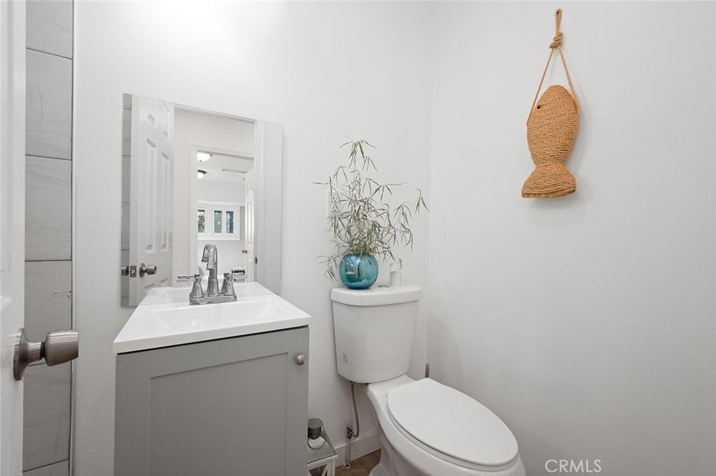 listing image 130728159346430926942