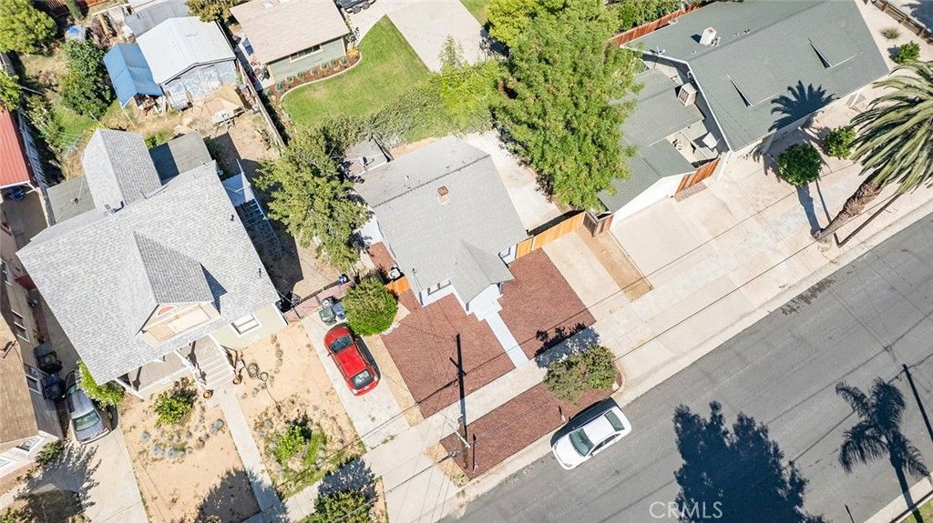 listing image 130722851050383895565