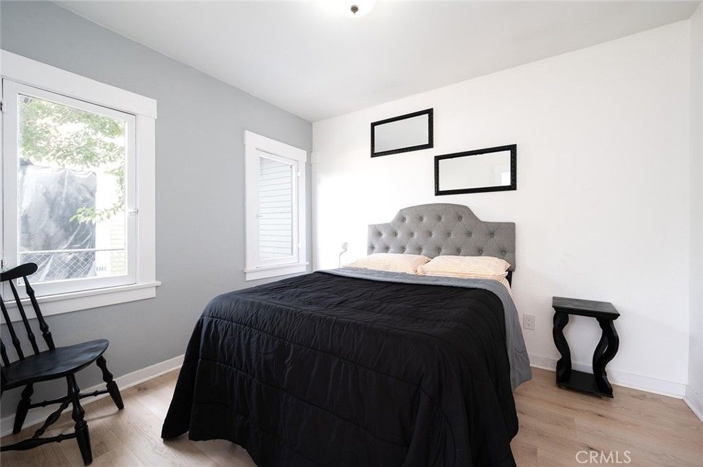 listing image 130728744333652264787