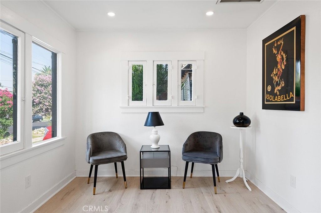 listing image 130728383748644486476