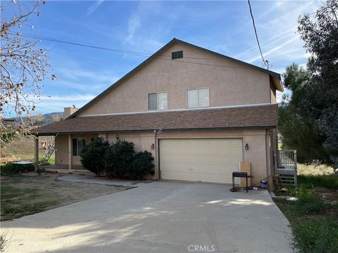 A home in Leona Valley