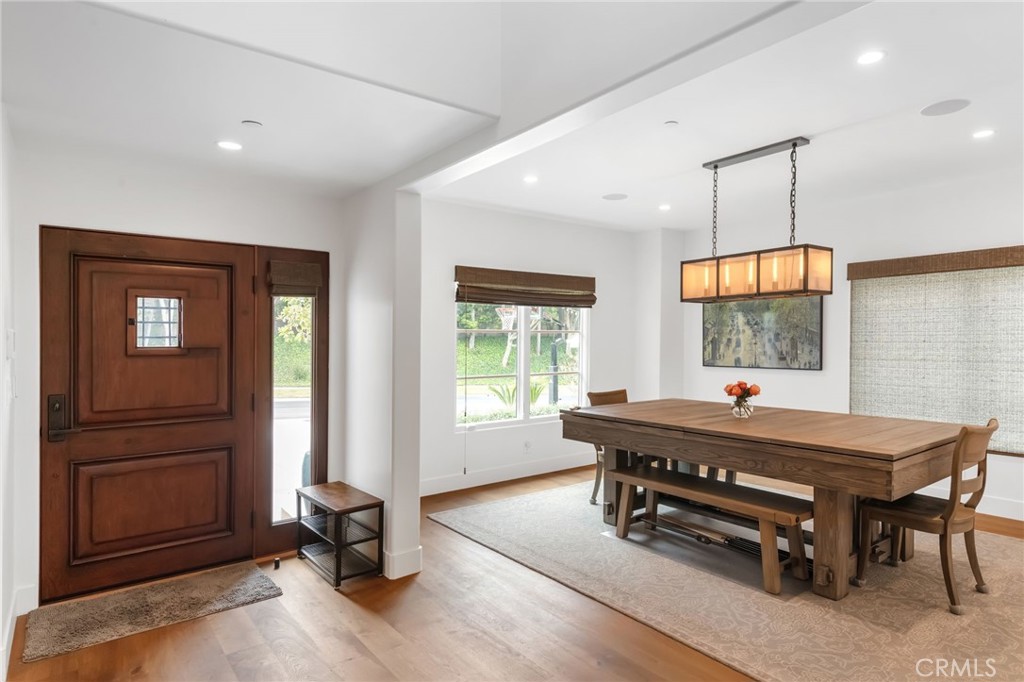 48 Village Circle