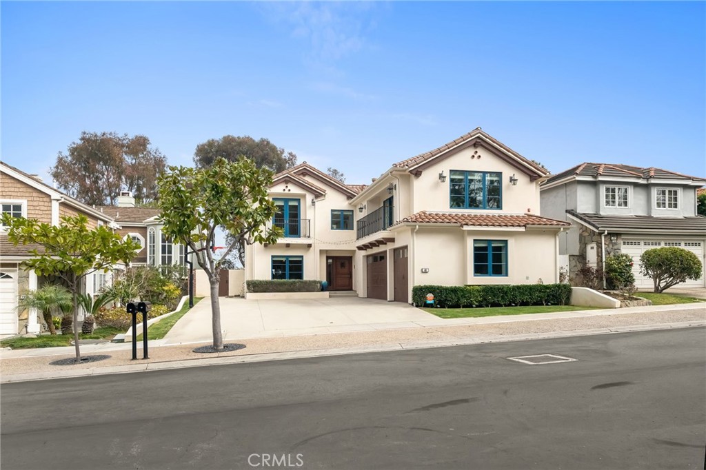 48 Village Circle