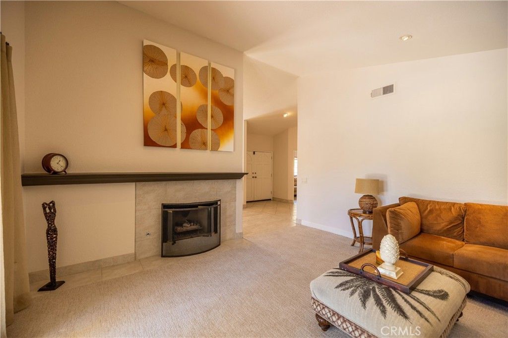 listing image 130720827267984286614