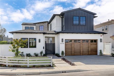 A home in Manhattan Beach