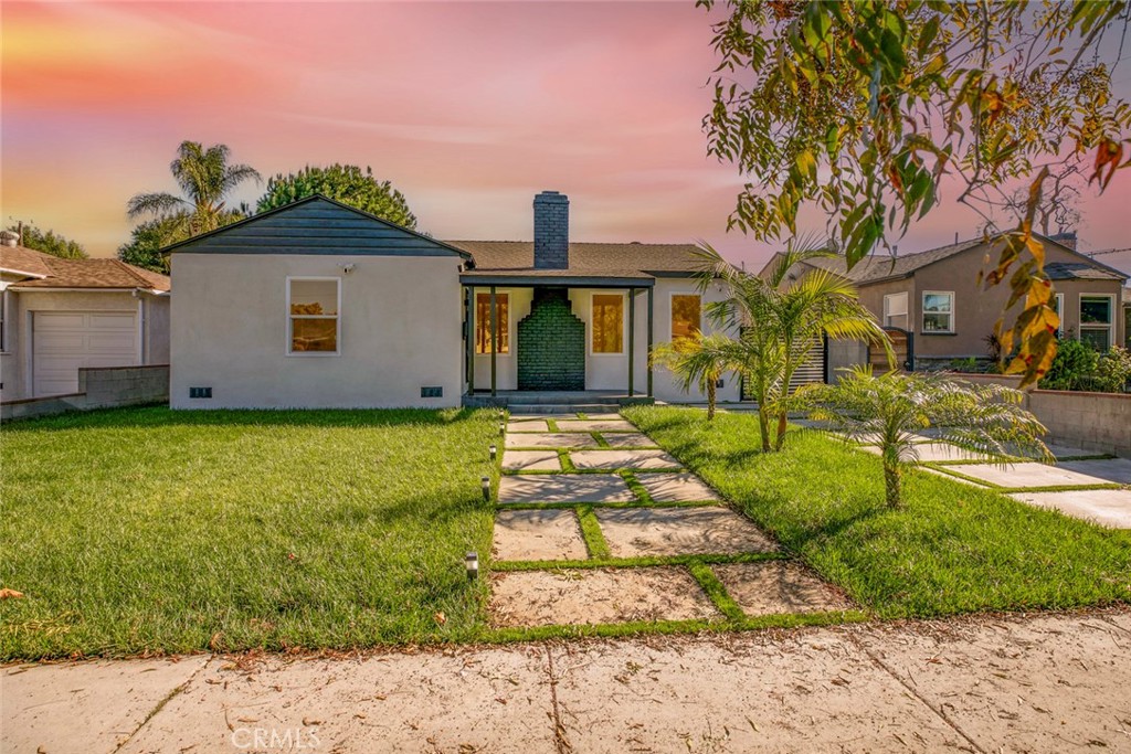 1440 N Maple Street
