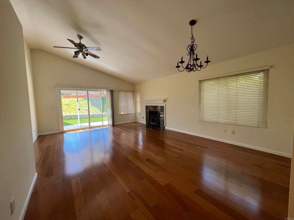 listing image 130722508160146607306